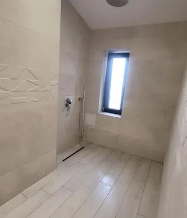 Elegant Loft Penthouse 아파트 *